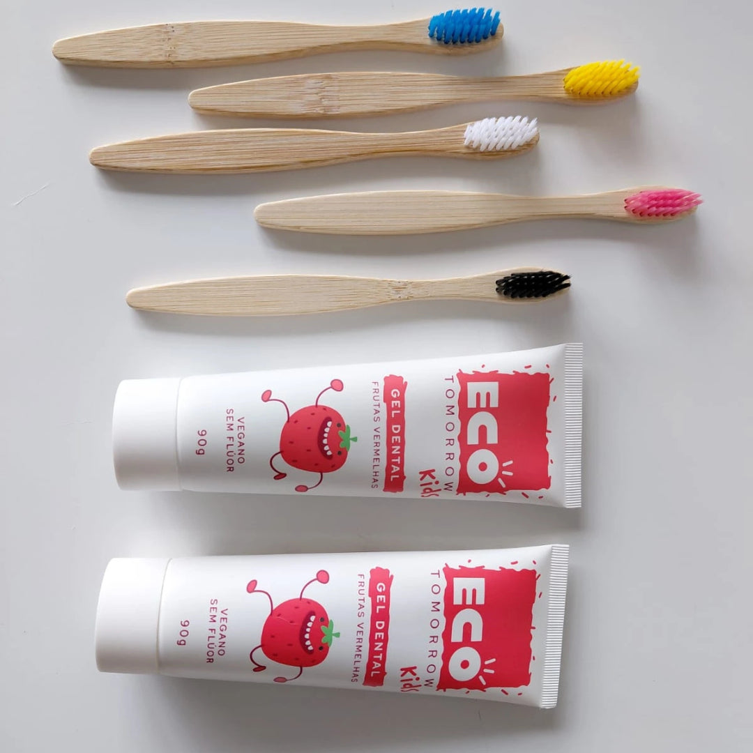 Kit Infantil 5 Escovas de Bambu Biodegradável + 2 Cremes Dentais Kids