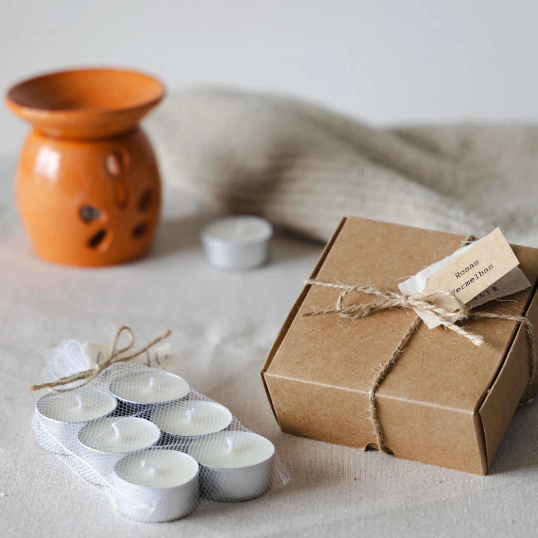 Kit Caixinhas de Flores Aromáticas + 6 Velas Rechaud