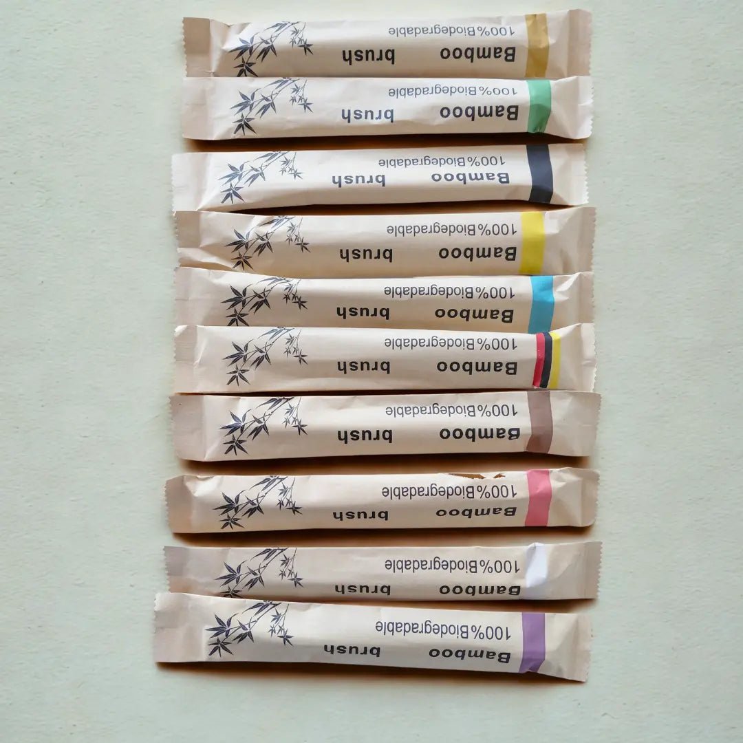 Kit 4 Escovas de Dentes de Bambu + 2 Cremes Dentais Menta Pura - Ecoleva